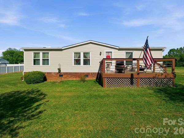 14463 Hatley Burris Road , Stanfield, NC 28163