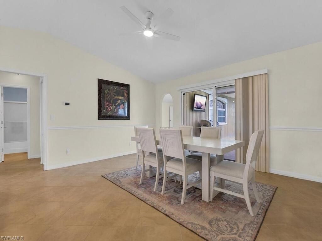 1135 NE 2nd Pl, Cape Coral, FL 33909 Photo