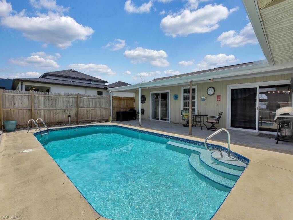 1135 NE 2nd Pl, Cape Coral, FL 33909 Photo