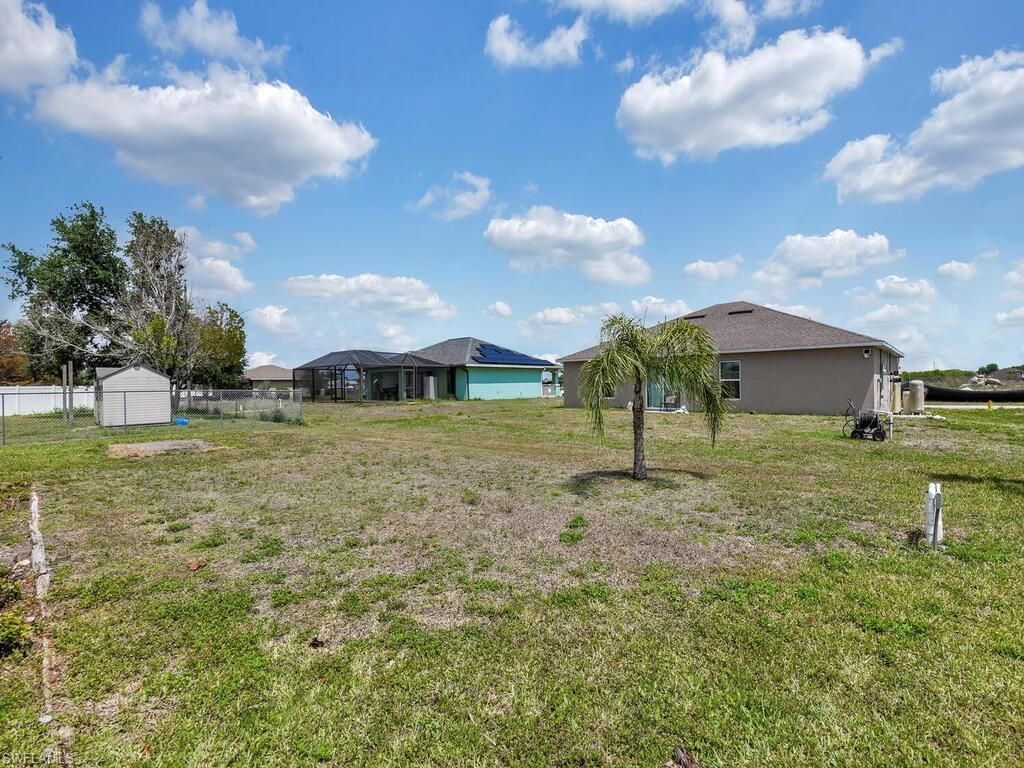 1135 NE 2nd Pl, Cape Coral, FL 33909 Photo