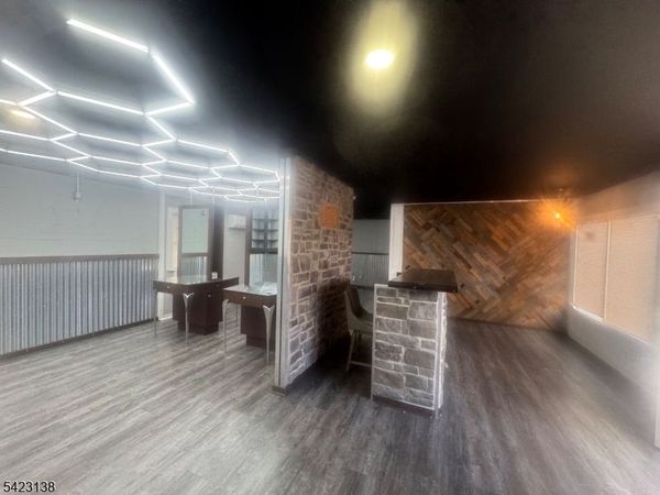 117 Broad St - Suites 6&7, Flemington, NJ 08822