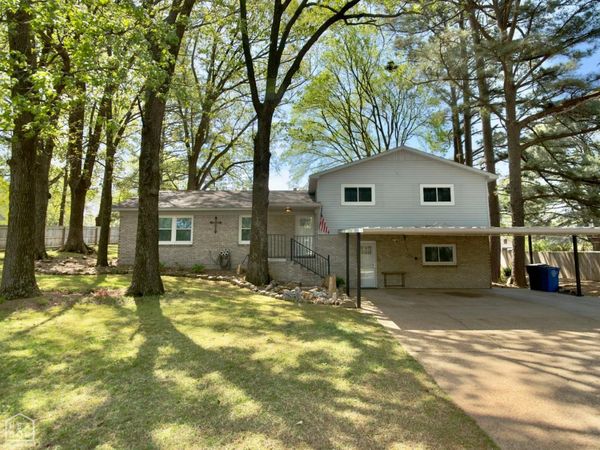 1115 Medallion Drive, Jonesboro, AR 72404