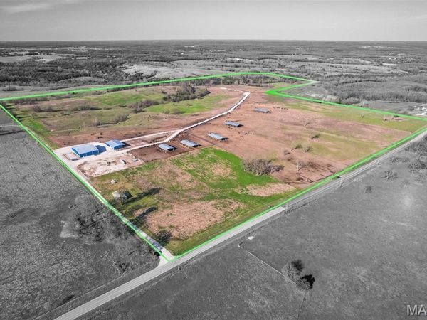 3292 South 107th Road, Flemington, MO 65650