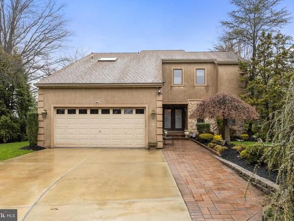 20 GOLF VIEW DRIVE, VOORHEES, NJ 08043