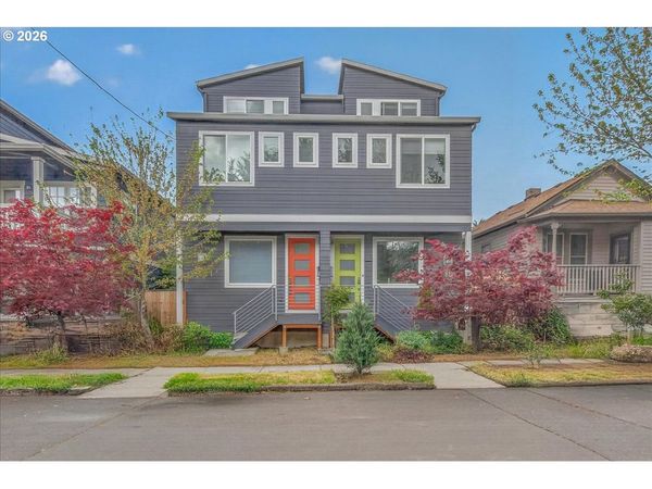 521 N Cook ST, Portland, OR 97227