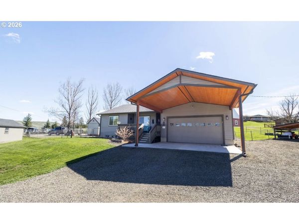 503 S HOLMES ST, Wallowa, OR 97885