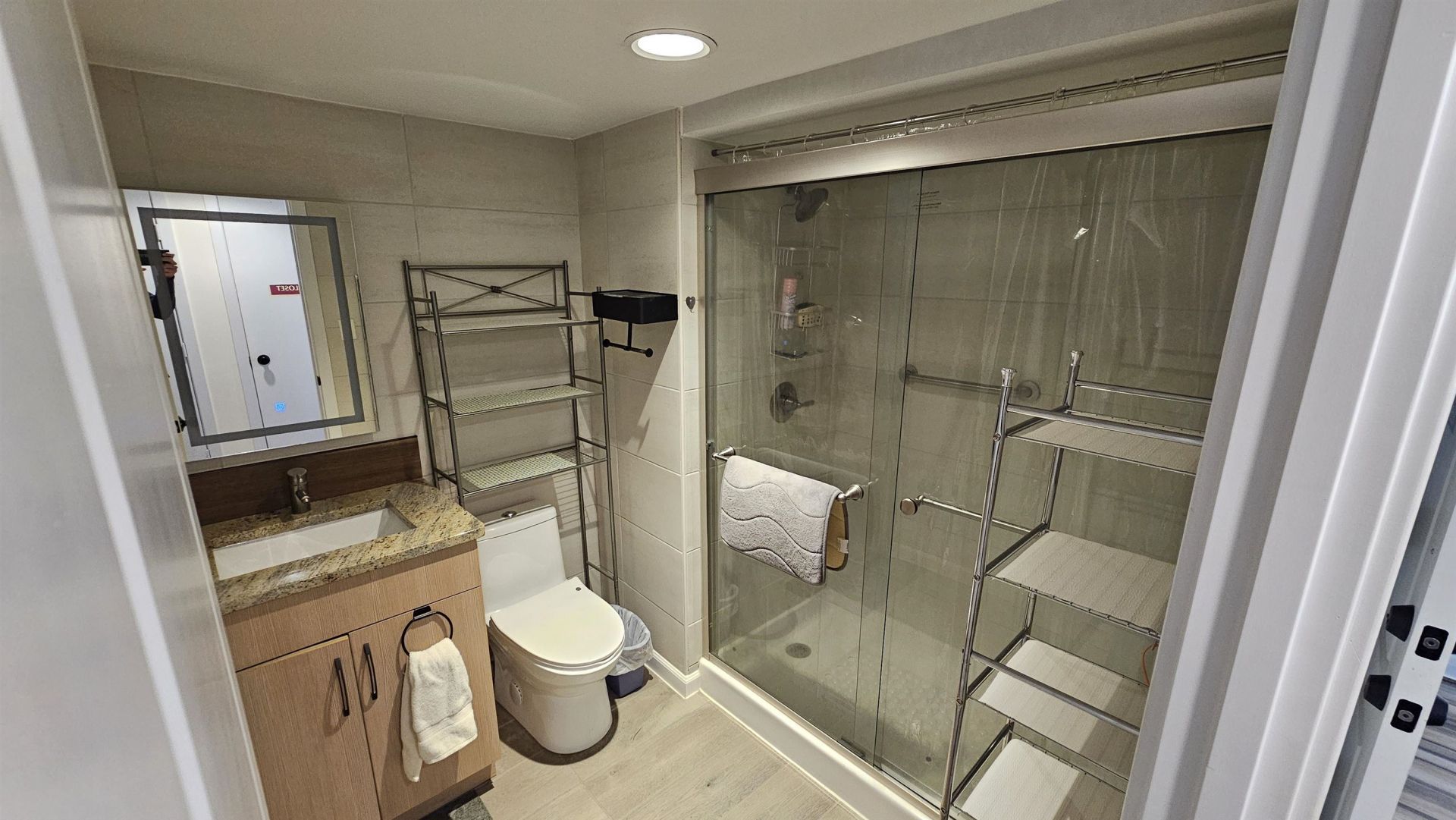 9820 Queensway Blvd. Photo 15