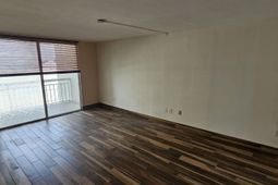 9820 Queensway Blvd. photo 4