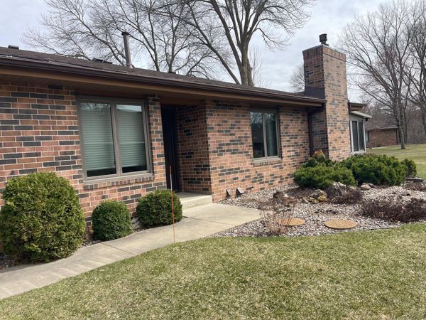 2241 Baihly Lane SW, Rochester, MN 55902