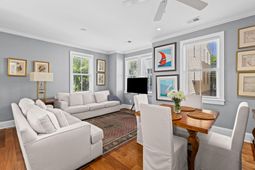 45 Dereef Court photo 4