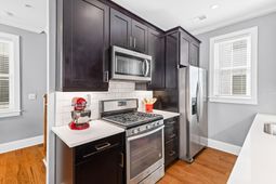 45 Dereef Court photo 4