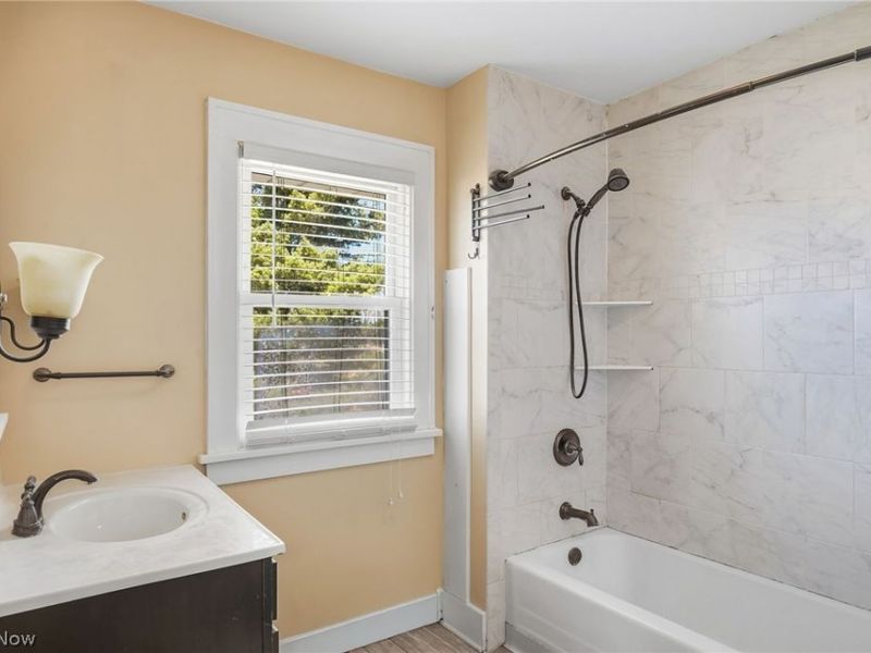 413 Hower Street NE, North Canton, OH 44720 Photo 21