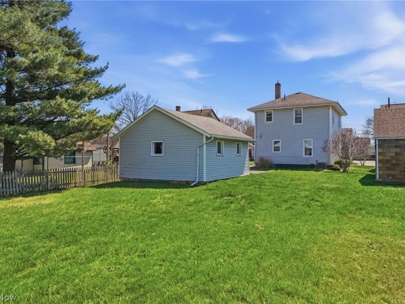 413 Hower Street NE, North Canton, OH 44720 Photo 31