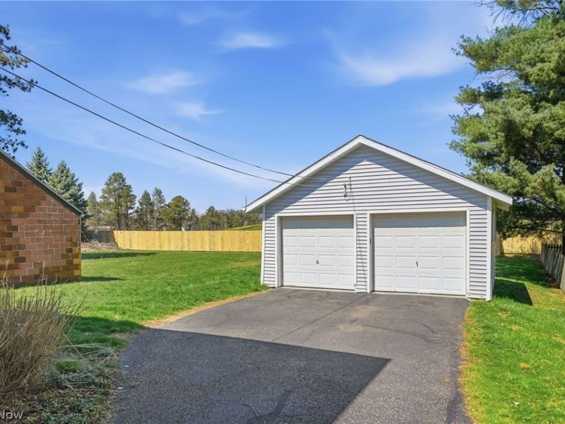 413 Hower Street NE, North Canton, OH 44720 Photo 35