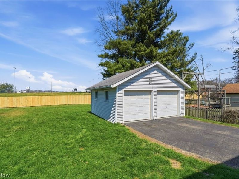 413 Hower Street NE, North Canton, OH 44720 Photo 36