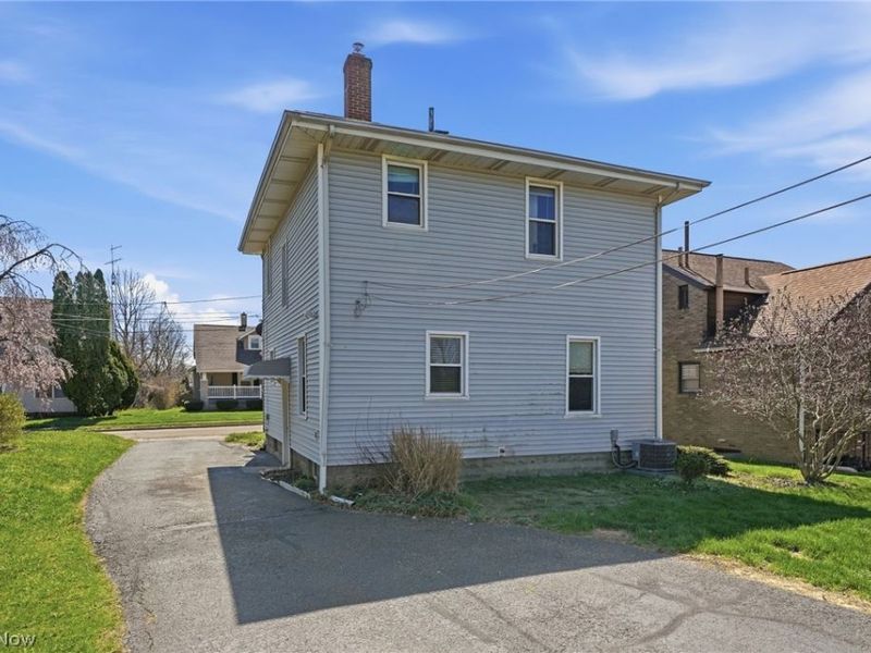 413 Hower Street NE, North Canton, OH 44720 Photo 37