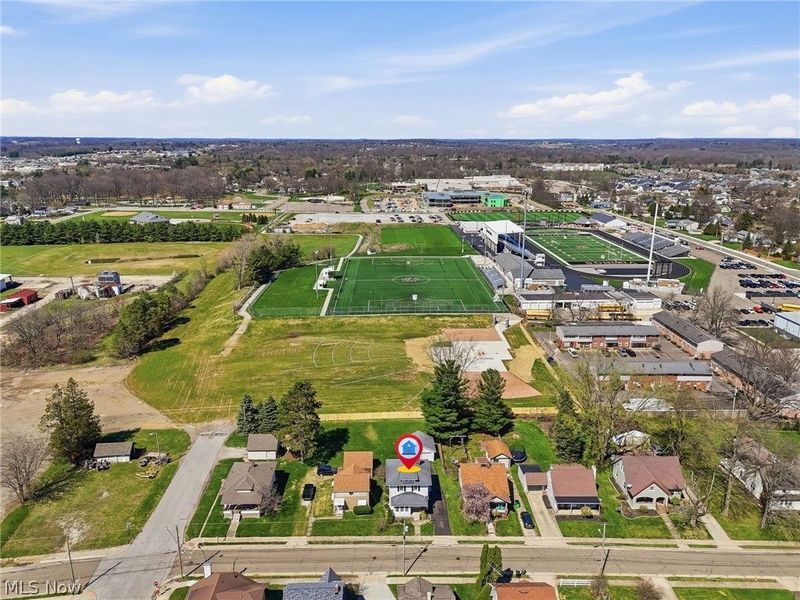 413 Hower Street NE, North Canton, OH 44720 Photo 5