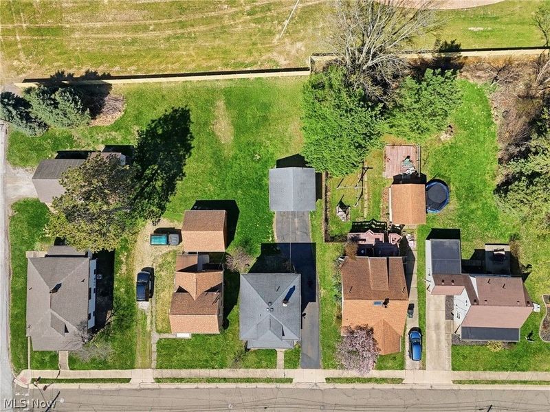 413 Hower Street NE, North Canton, OH 44720 Photo 6