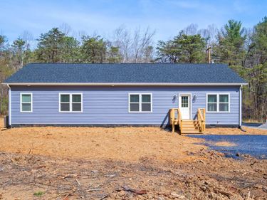 2941 HANKEY MOUNTAIN HWY, CHURCHVILLE, VA 24421