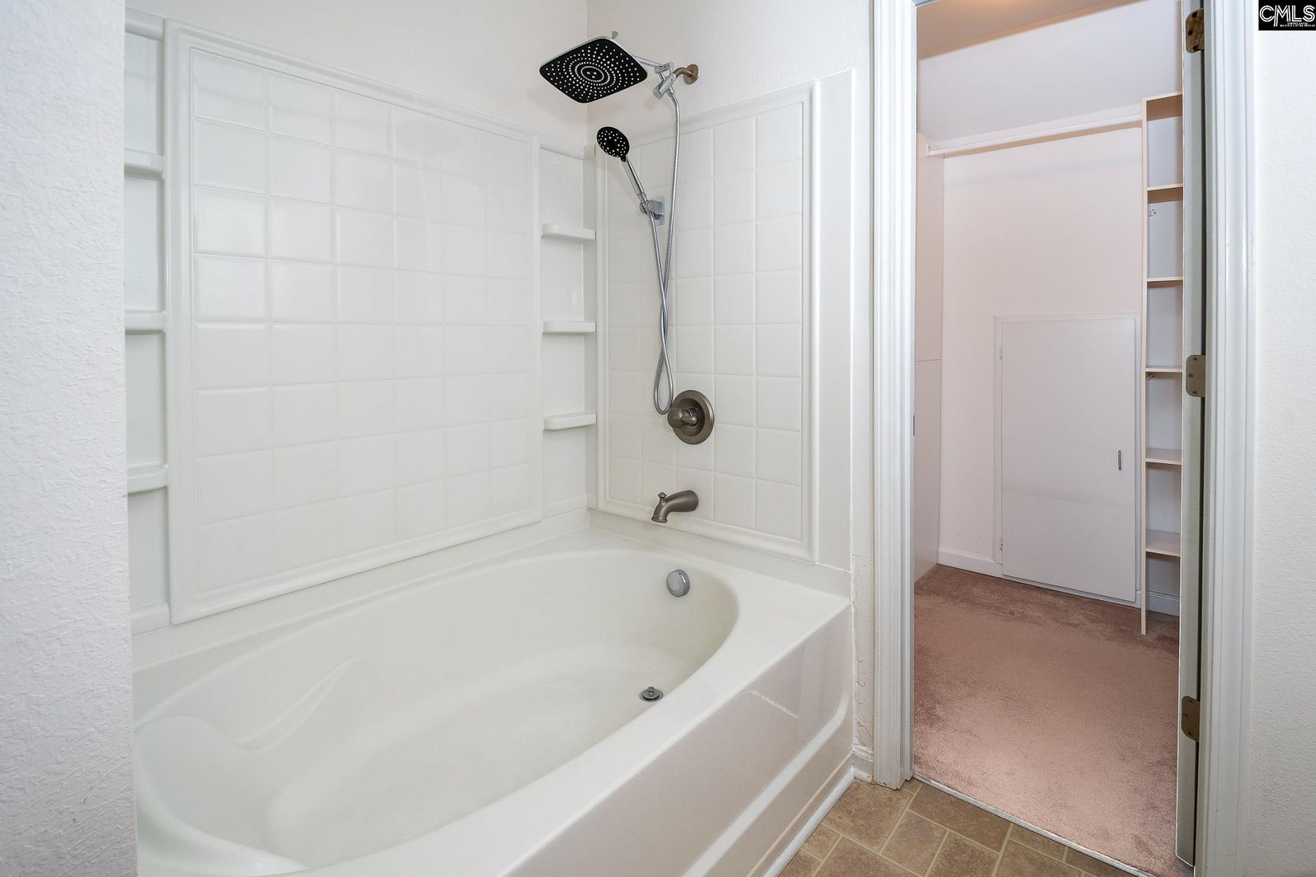 40 Brooksby Court Photo 19