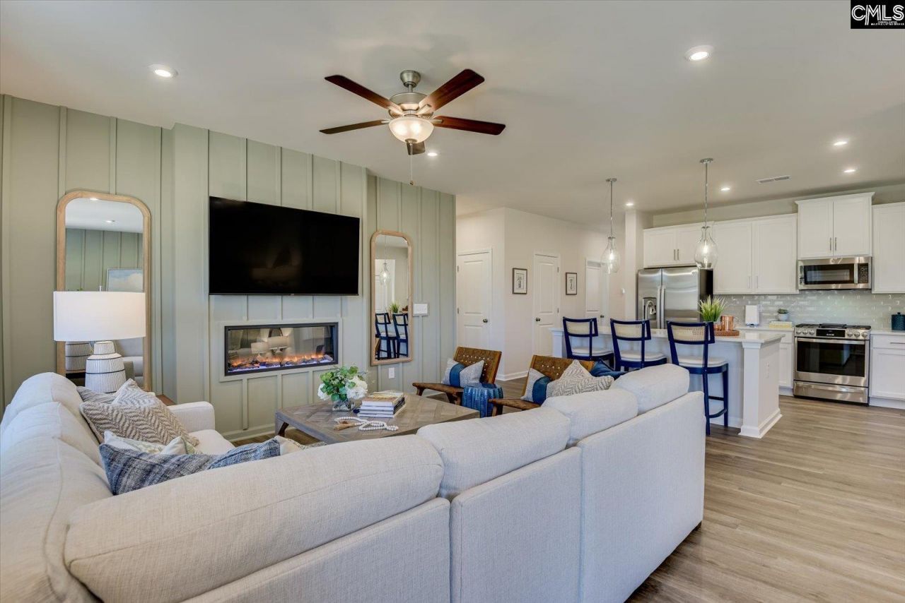 708 Feldspar Court  Photo 11