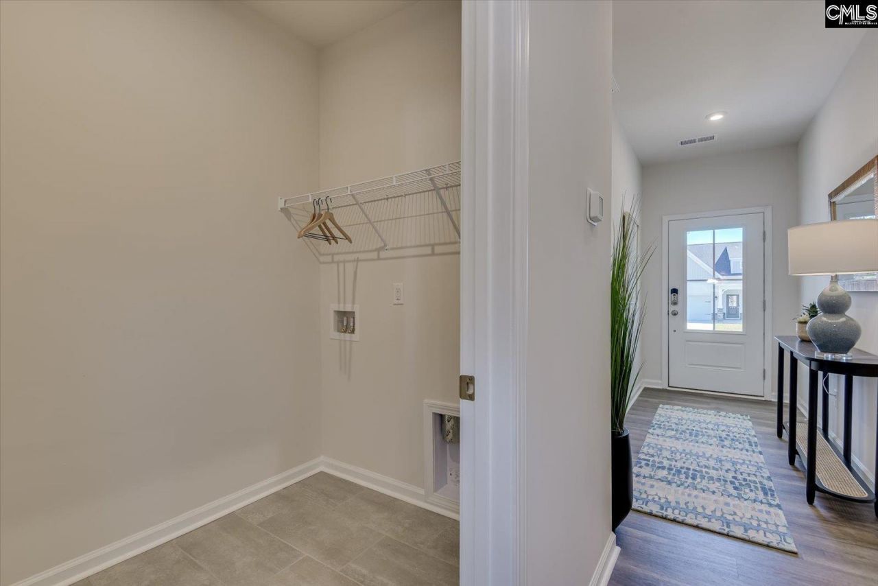 708 Feldspar Court  Photo 28