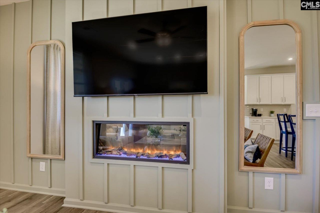 708 Feldspar Court  Photo 35