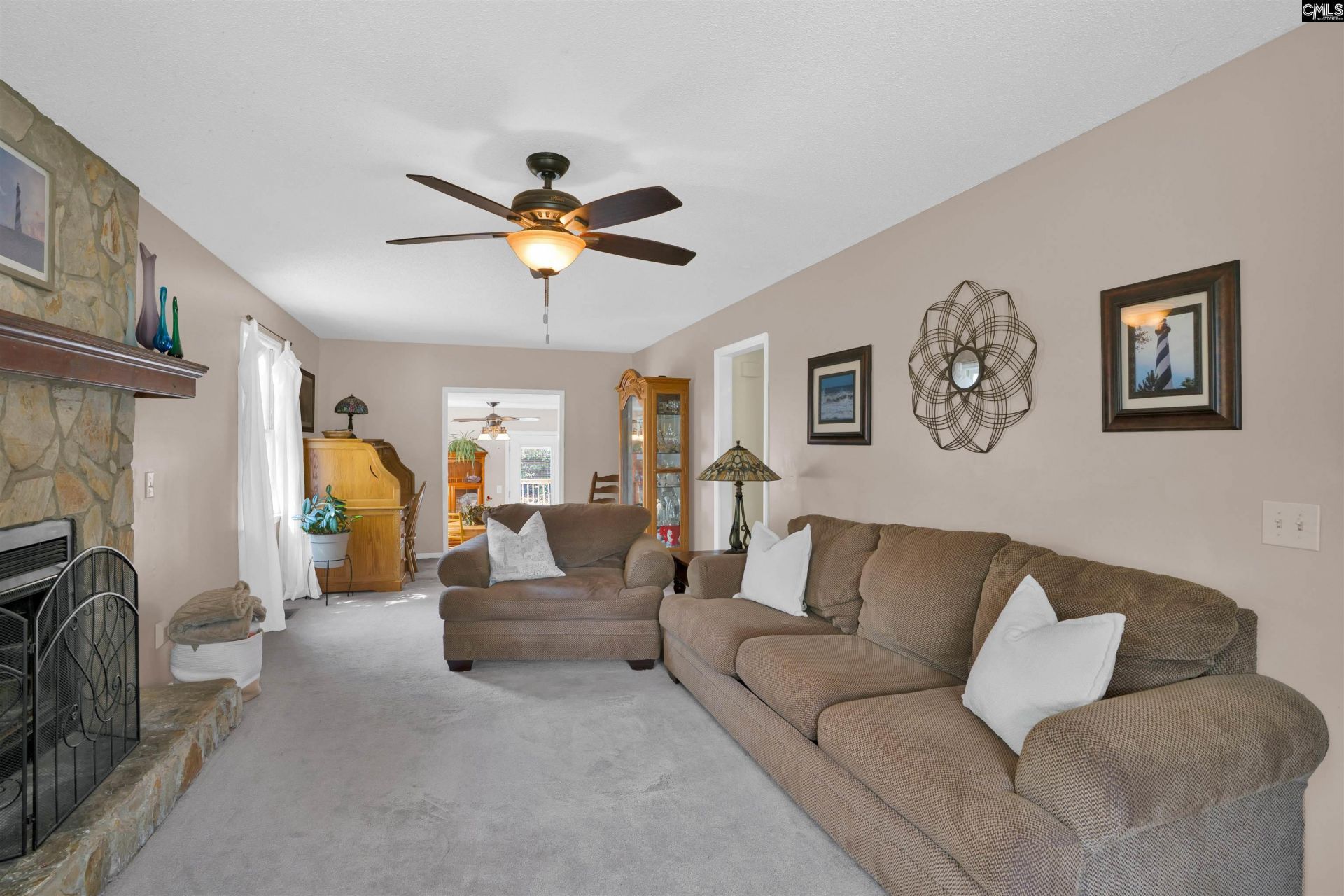 152 Toucan Way Photo 6