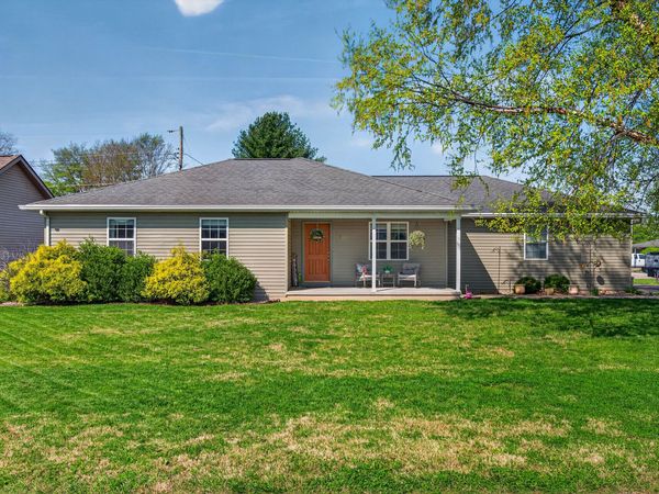 400 S Valley Drive, Brownstown, IN 47220