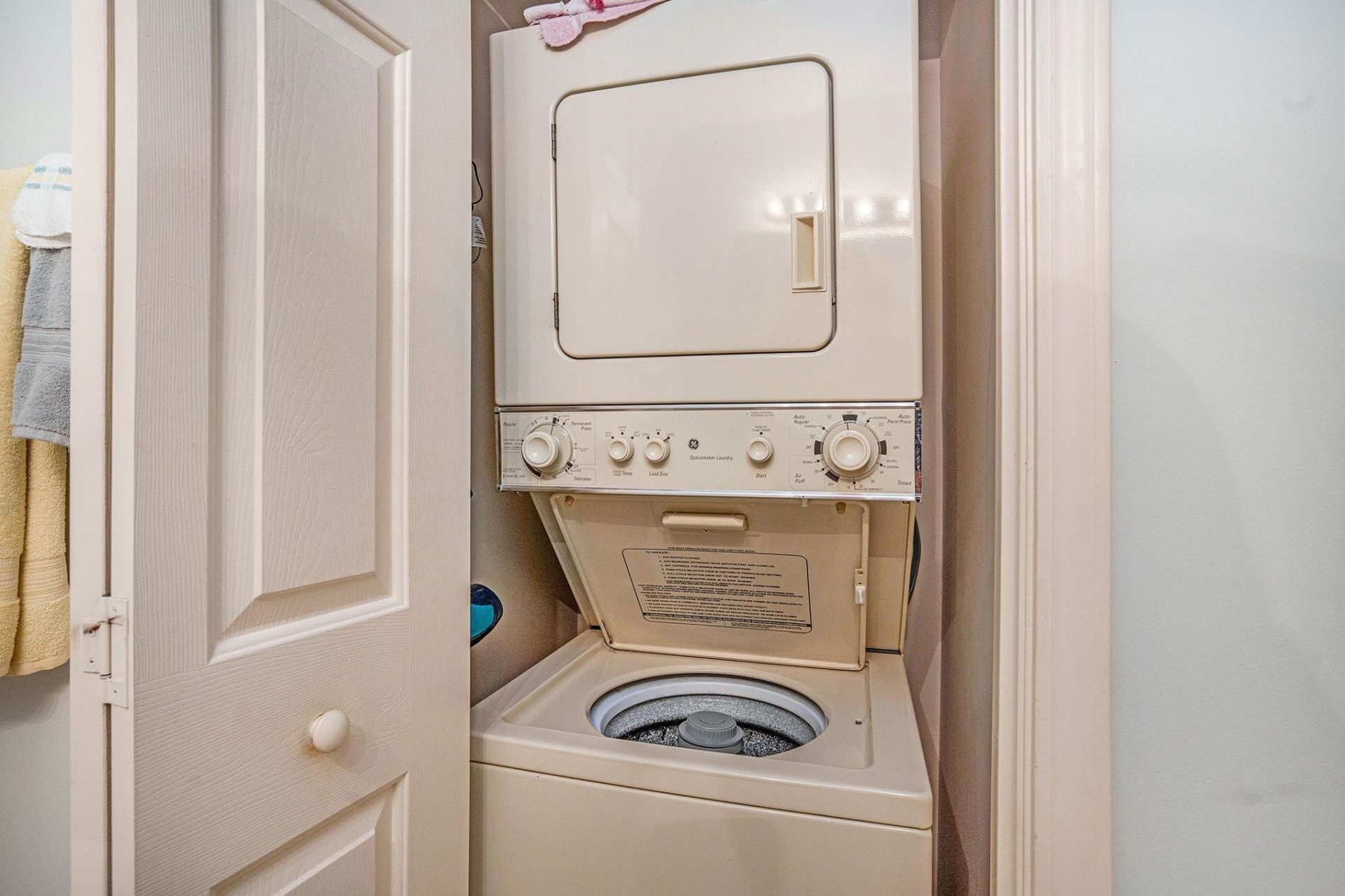 1240 White Tree Ln. Photo 18