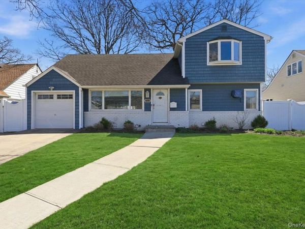 739 Dogwood Avenue, West Hempstead, NY 11552