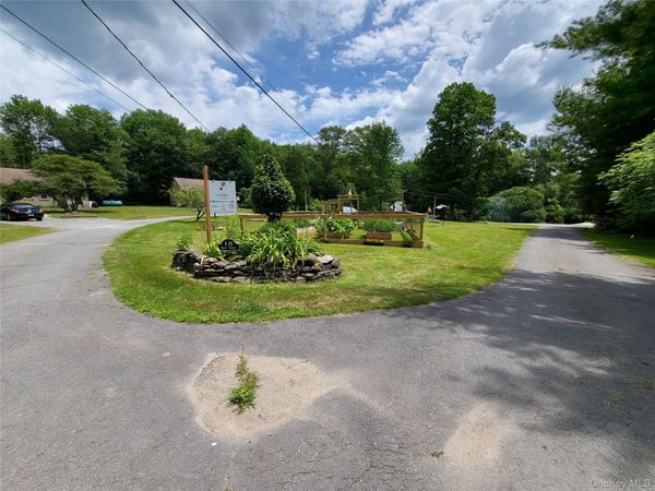 8-26 Hope Street, Hurleyville, NY 12747