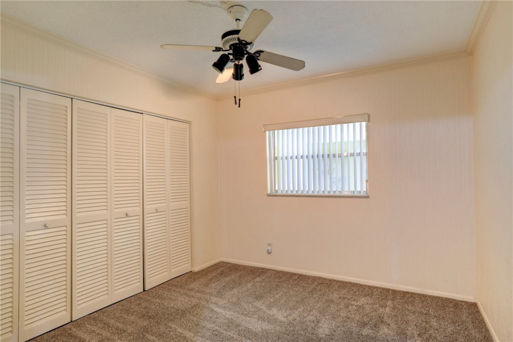 1100 W Ponce De Leon Circle W, Unit W305, Vero Beach, FL 32960 Photo