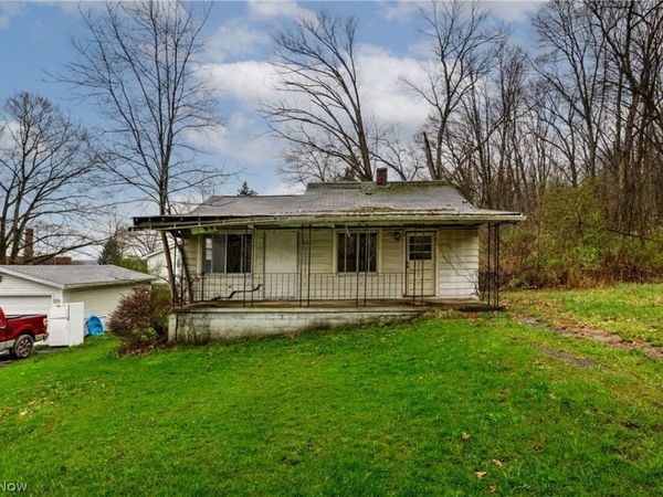7766 Stewart Road , Masury, OH 44438
