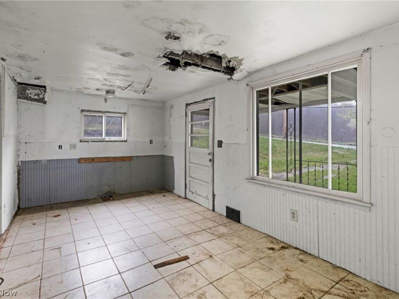 7766 Stewart Road, Masury, OH 44438 Photo 2