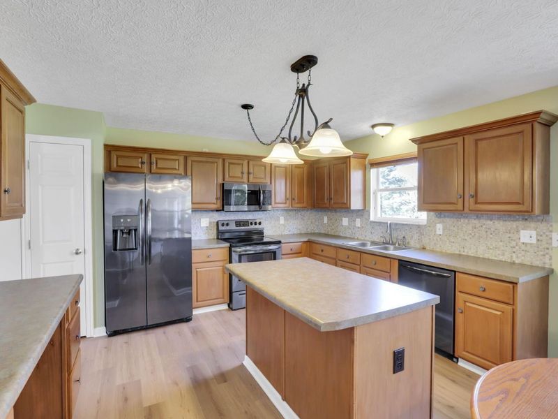 6410 Dietz Drive, Canal Winchester, OH 43110 Photo 23