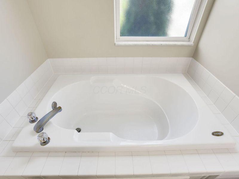 6410 Dietz Drive, Canal Winchester, OH 43110 Photo 36