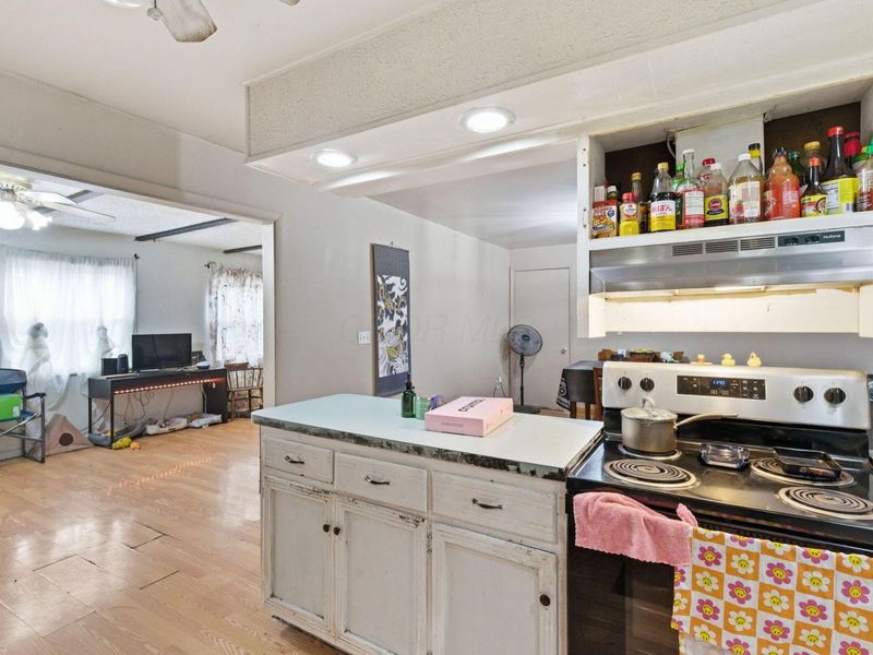 114 Hawthorne Road , Sunbury, OH 43074 Photo 16