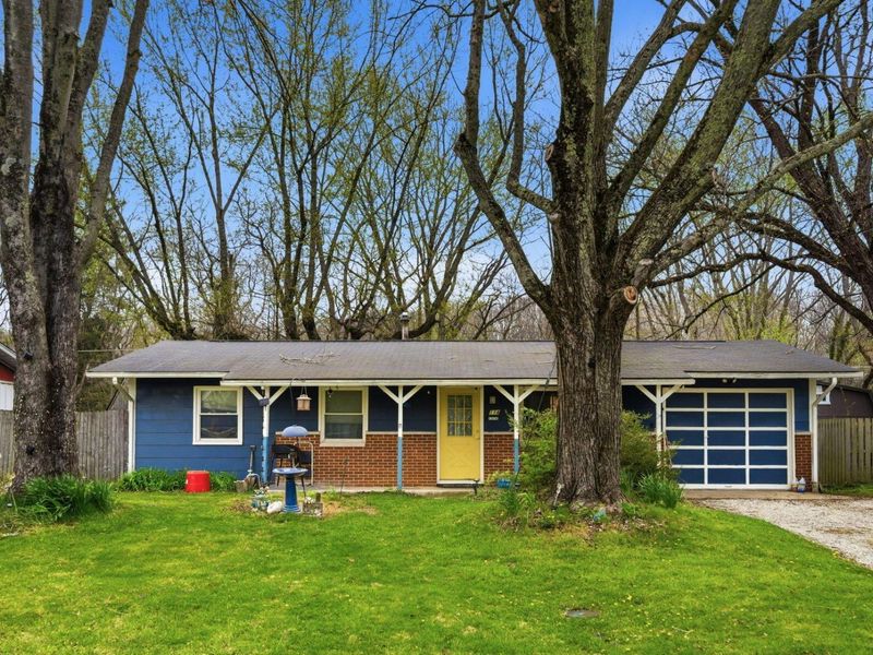 114 Hawthorne Road , Sunbury, OH 43074 Photo 2