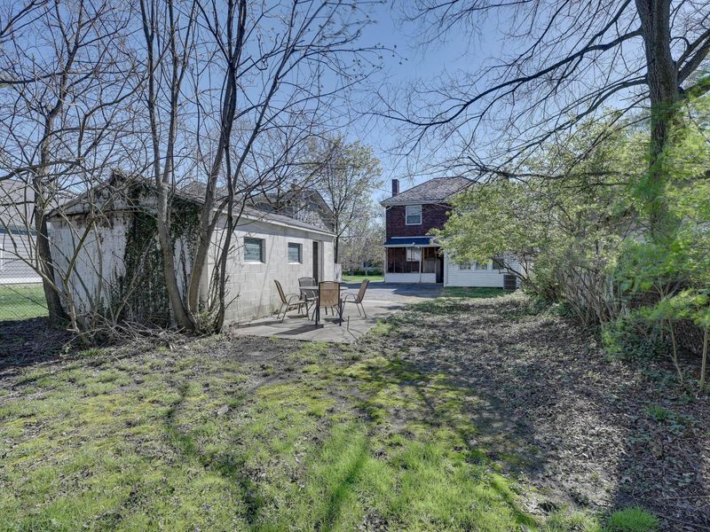 1129 Grandview Avenue, Columbus, OH 43212 Photo 11