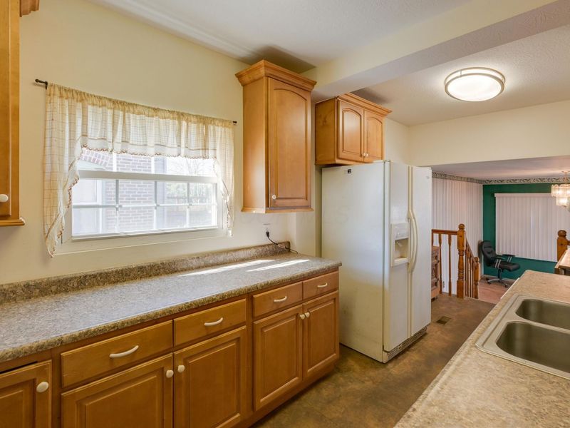 1129 Grandview Avenue, Columbus, OH 43212 Photo 22