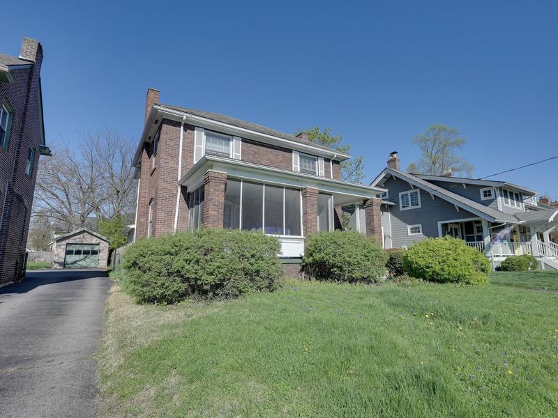 1129 Grandview Avenue, Columbus, OH 43212 Photo 3