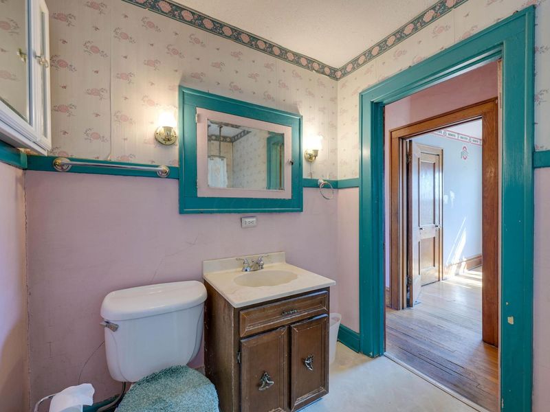 1129 Grandview Avenue, Columbus, OH 43212 Photo 31