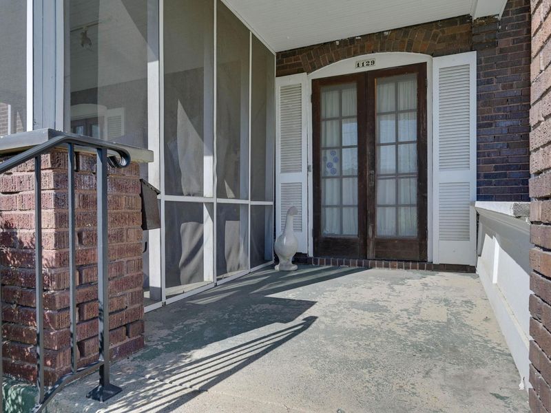 1129 Grandview Avenue, Columbus, OH 43212 Photo 4