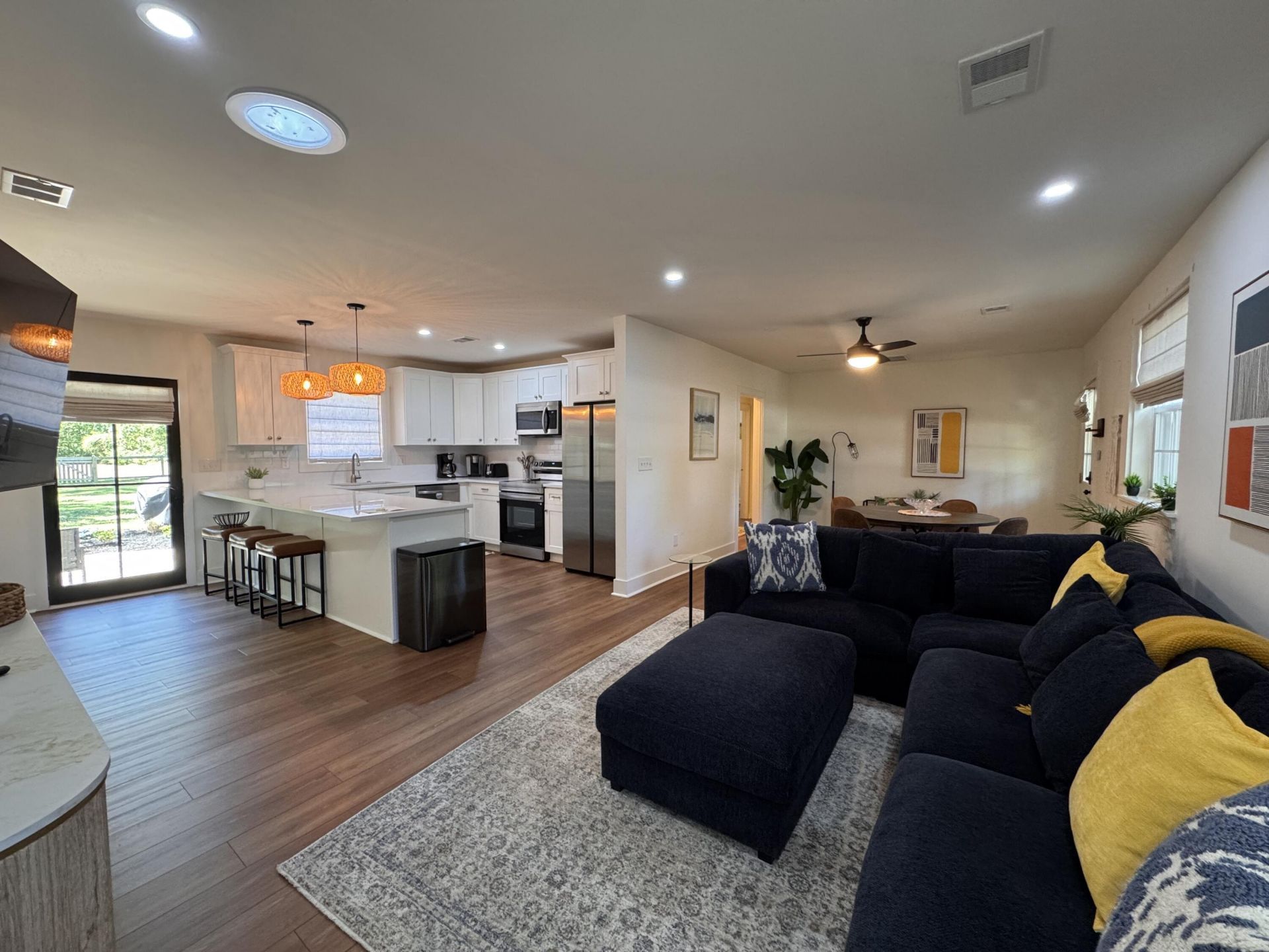 31 Anita Drive Photo 6