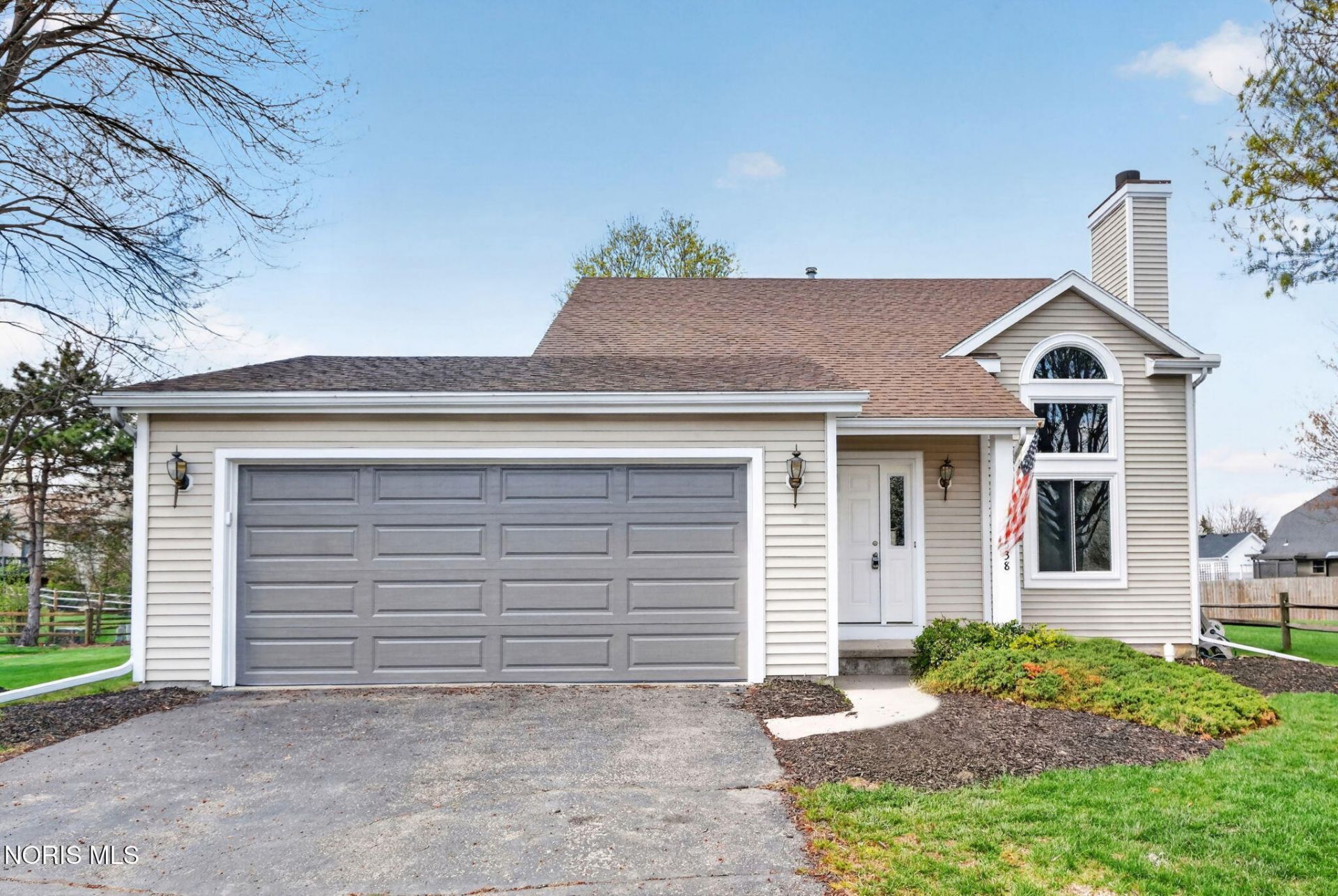 1538 Eaglecrest Road, Perrysburg, OH 43551 Main Photo