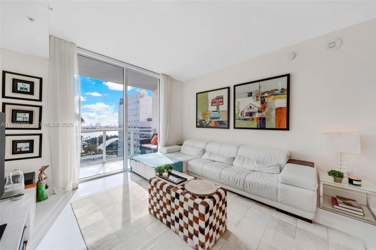 253 NE 2nd St, Unit 1109, Miami, FL 33132 Photo