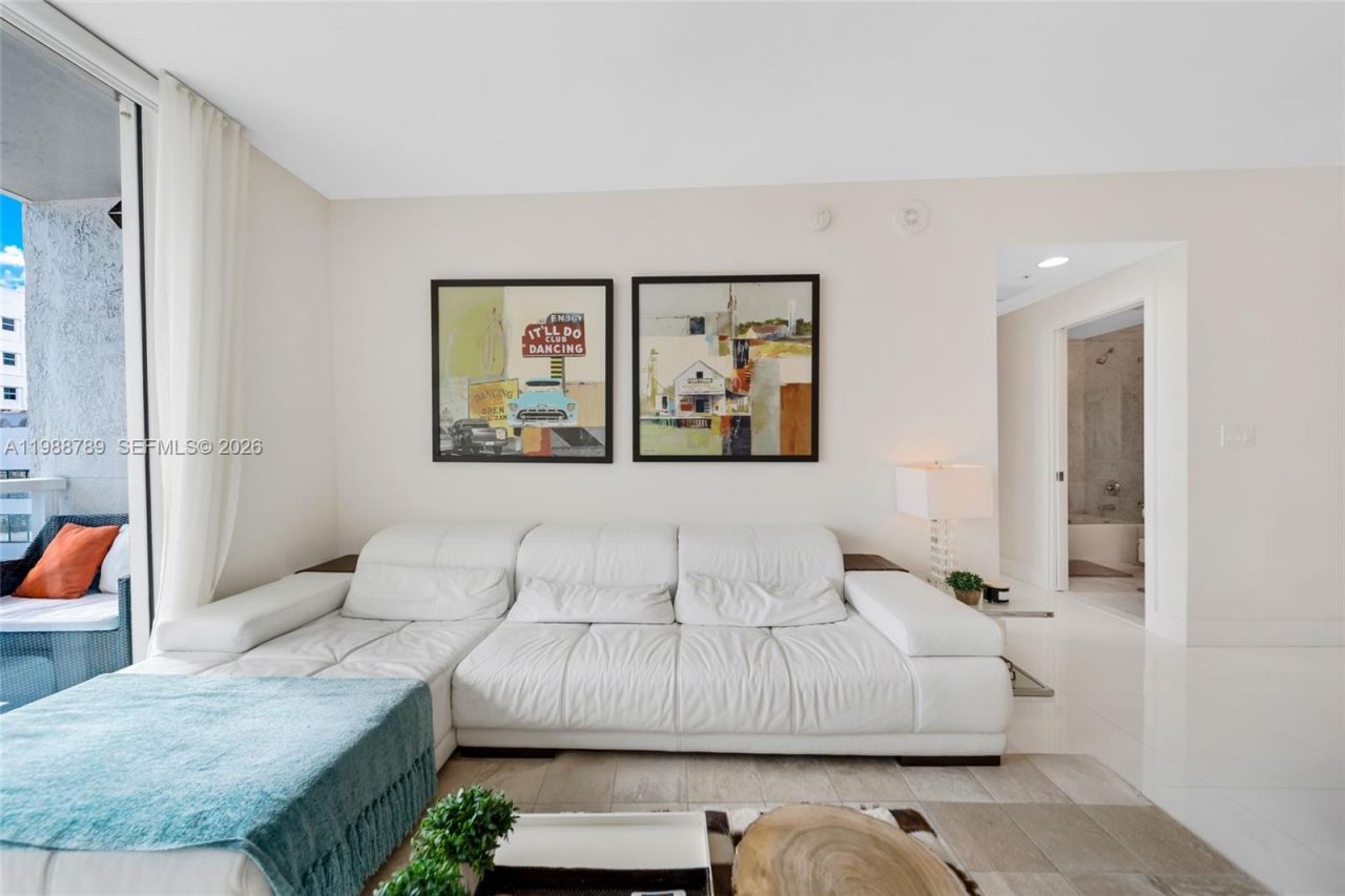 253 NE 2nd St, Unit 1109, Miami, FL 33132 Photo