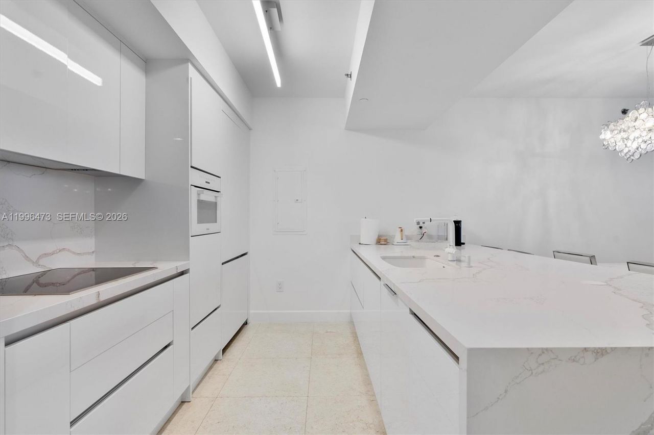 1830 S Ocean Dr, Unit 4503, Hallandale Beach, FL 33009 Photo
