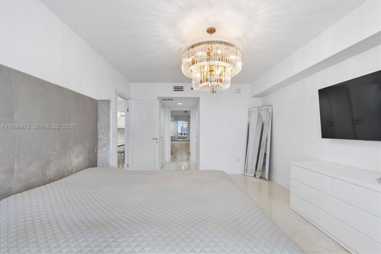 1830 S Ocean Dr, Unit 4503, Hallandale Beach, FL 33009 Photo